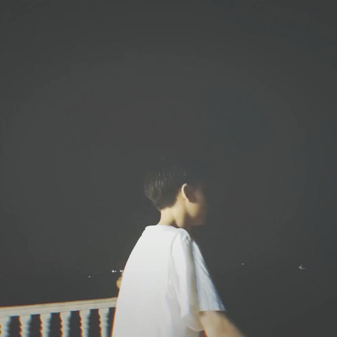 小卓爱打球