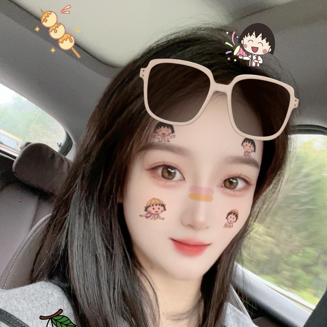 云云台球室老板娘