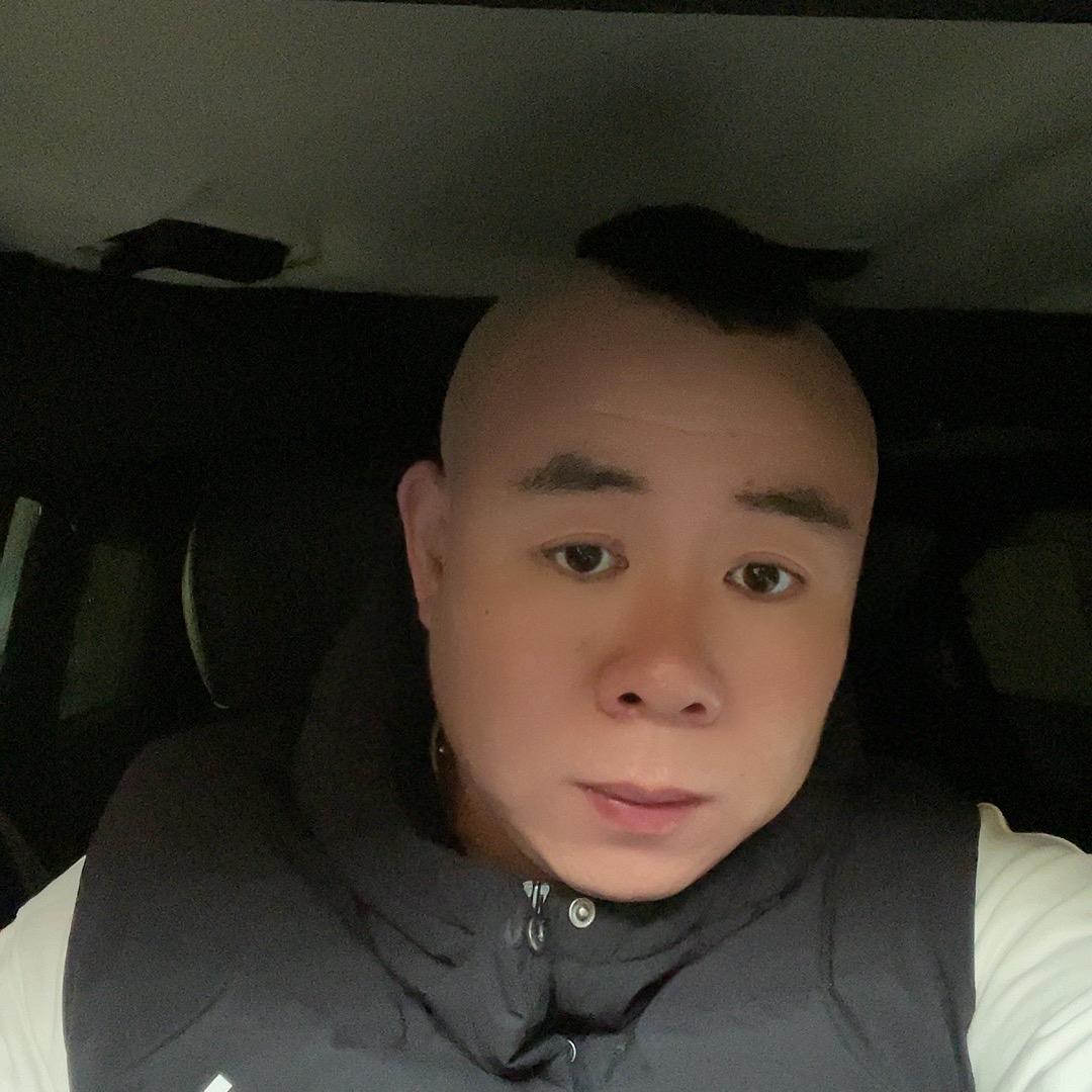 王建伟