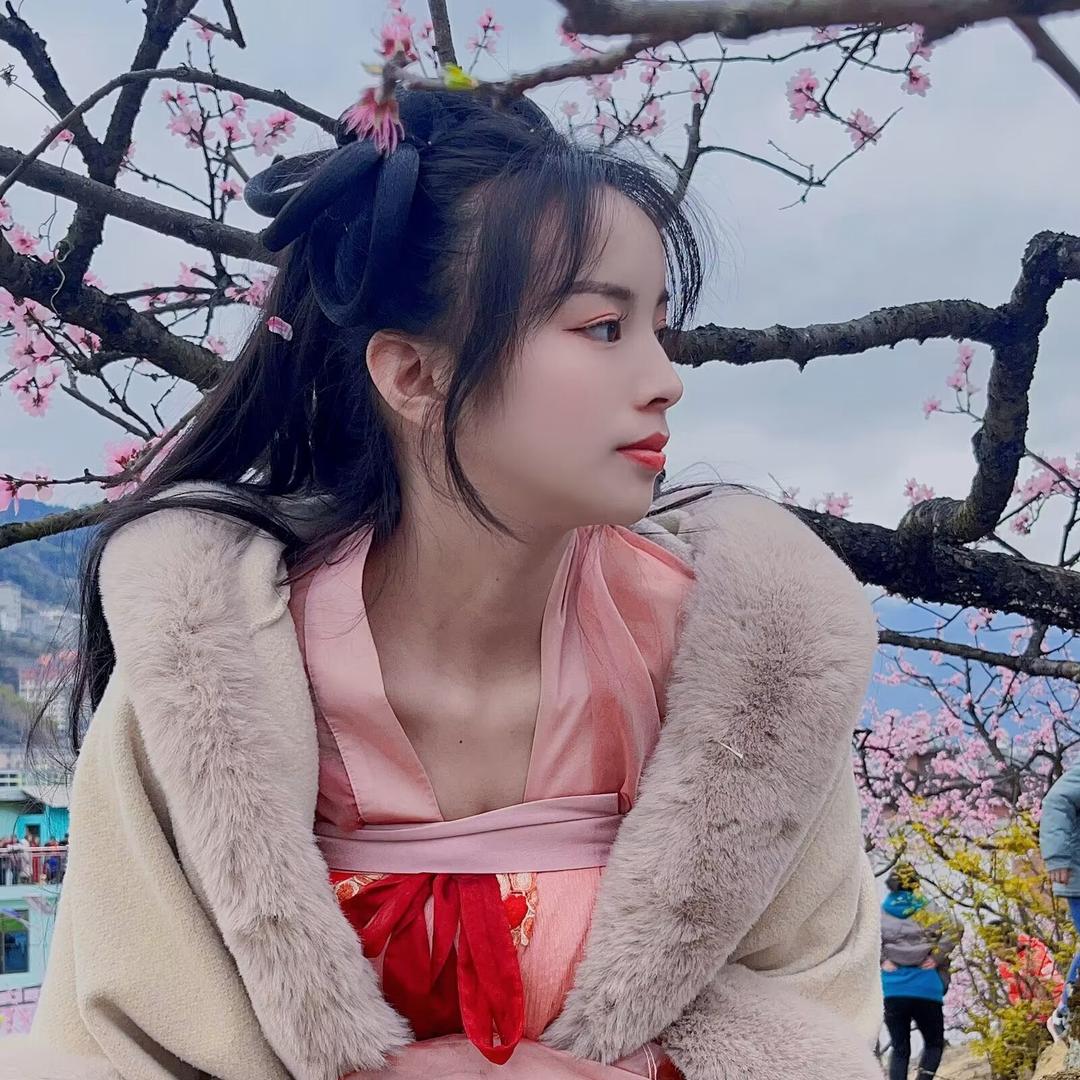 吴家七公主《大关化妆师》吴娜娜