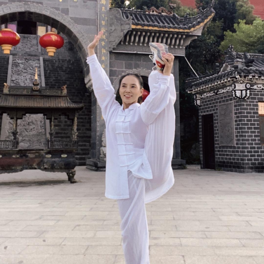 山门老五童装店《橱窗有好物》