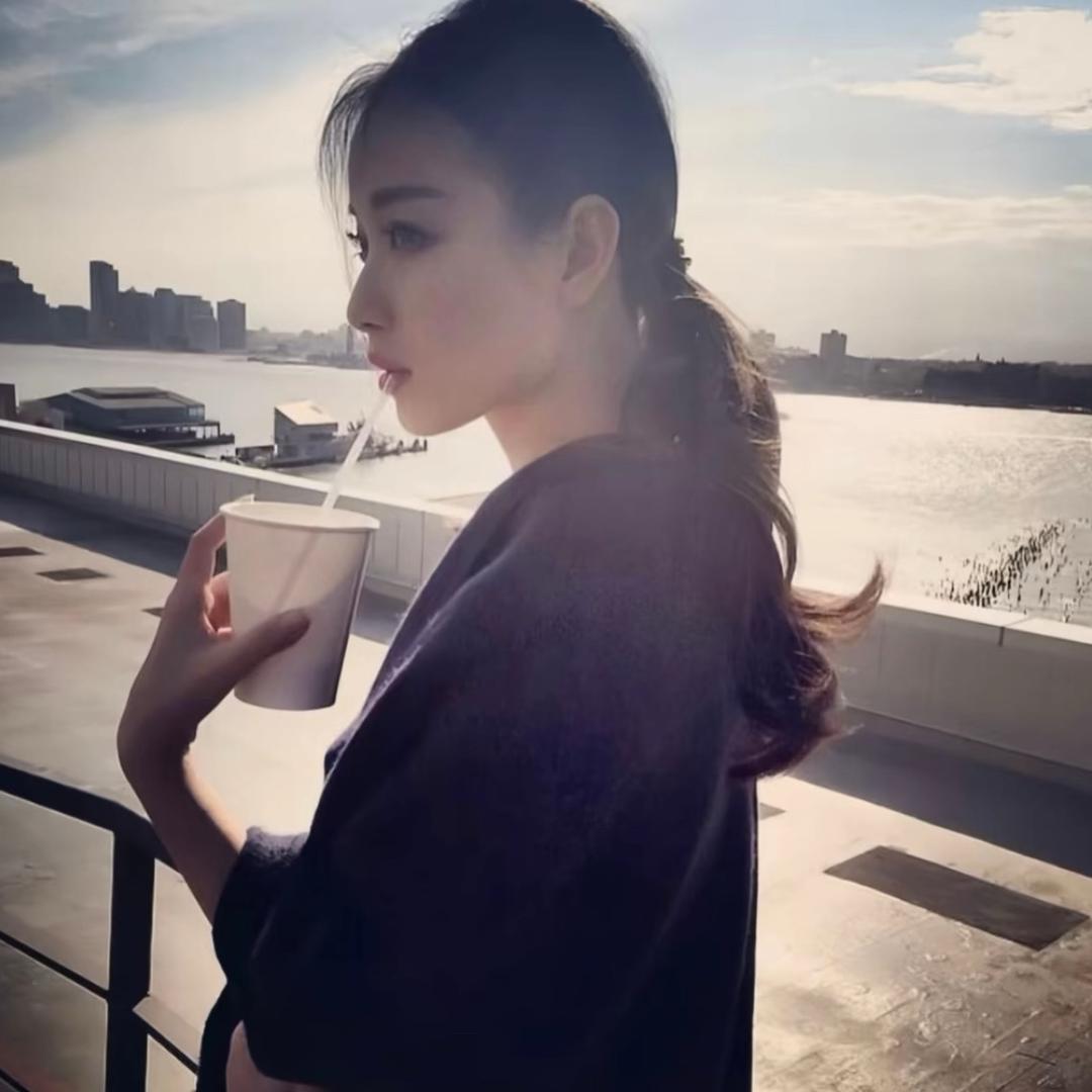 别跟我讲话zᶻ