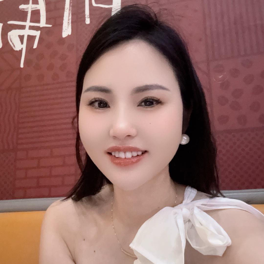 红艳艳女装
