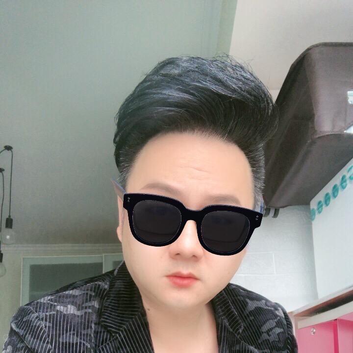 KK哥