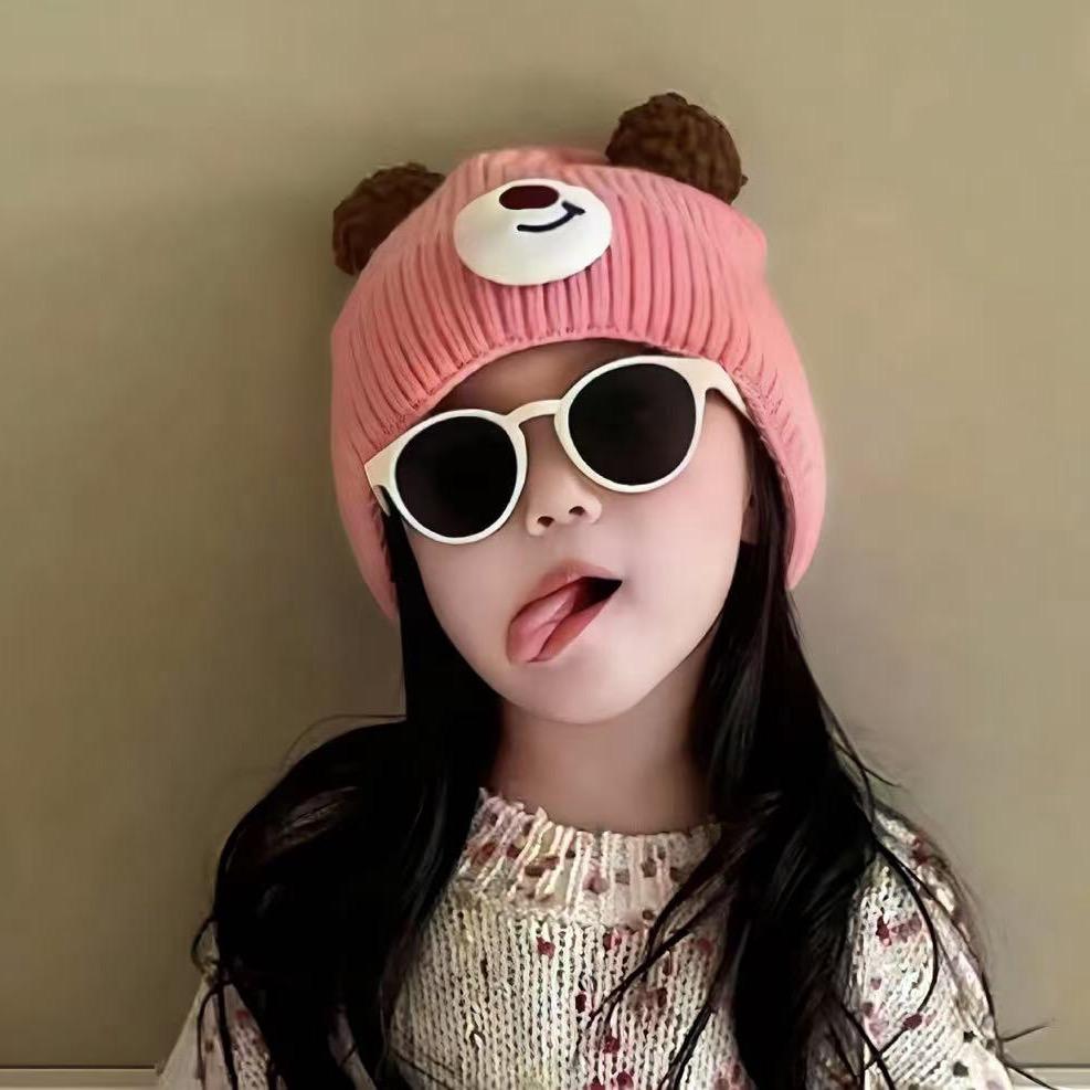 魏小乐.