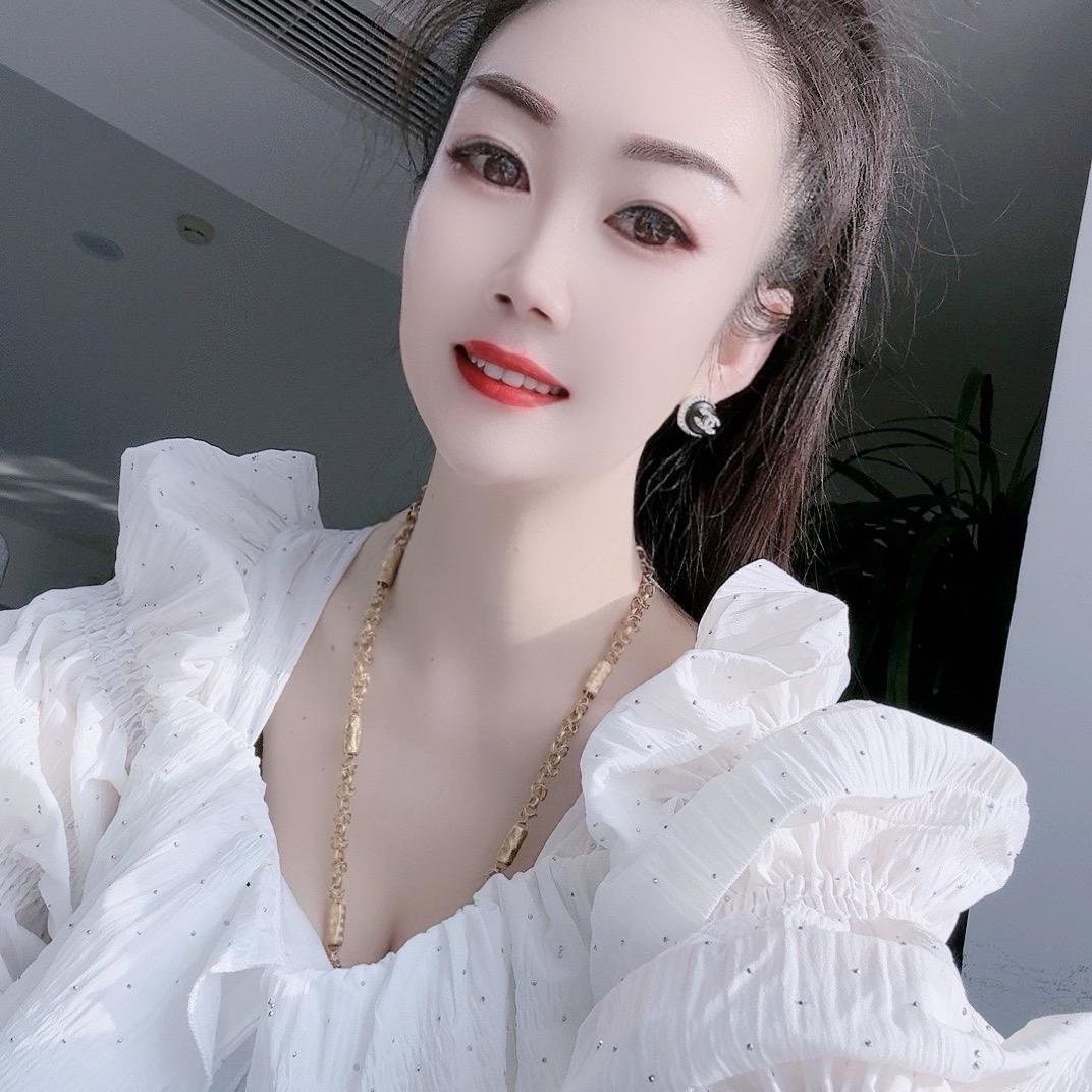 ❤️卖电缆电线🉐️大姐姐——闫经理