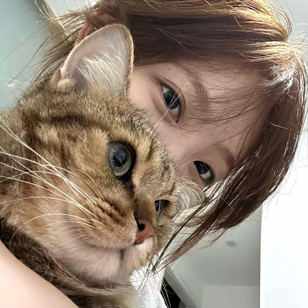 牛爷爷cos性感猫娘勾引隔壁人妻壮壮妈