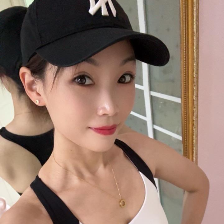 @爱奔跑🏃‍♀️的小姐姐