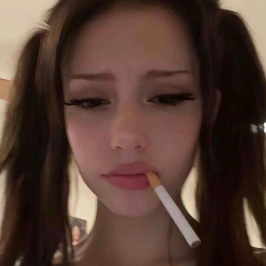 我也不太了解她