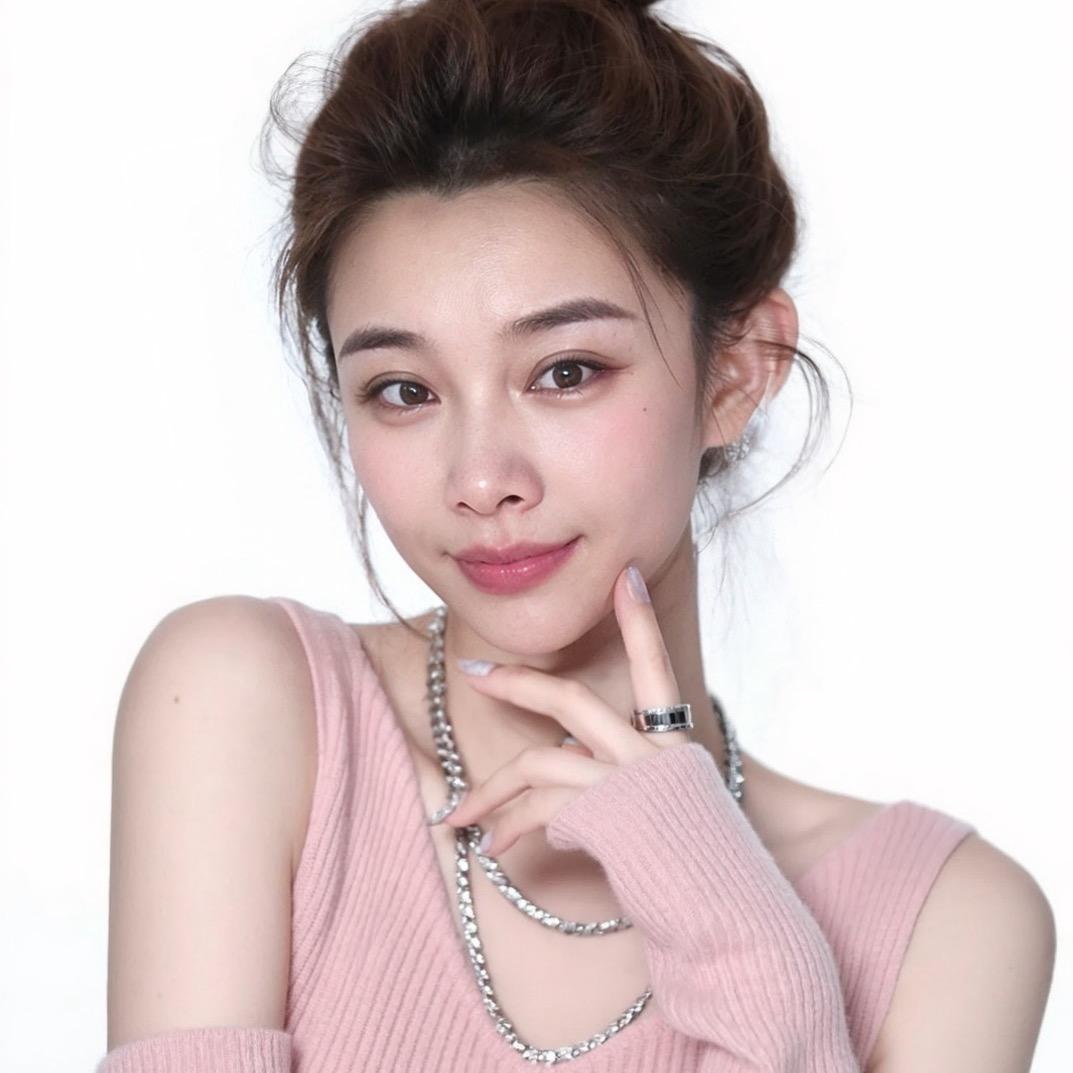 乐乐爱穿搭💫