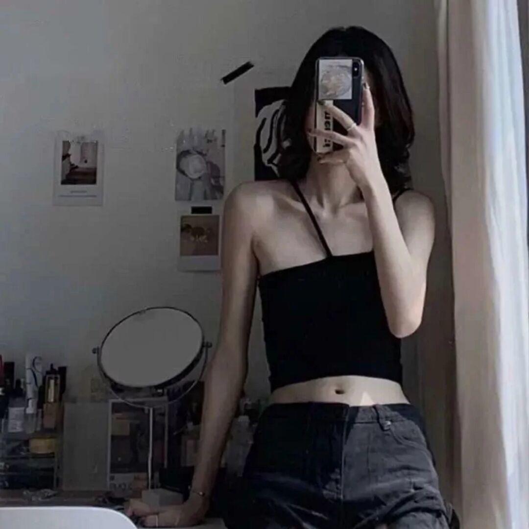 小怪瘦。