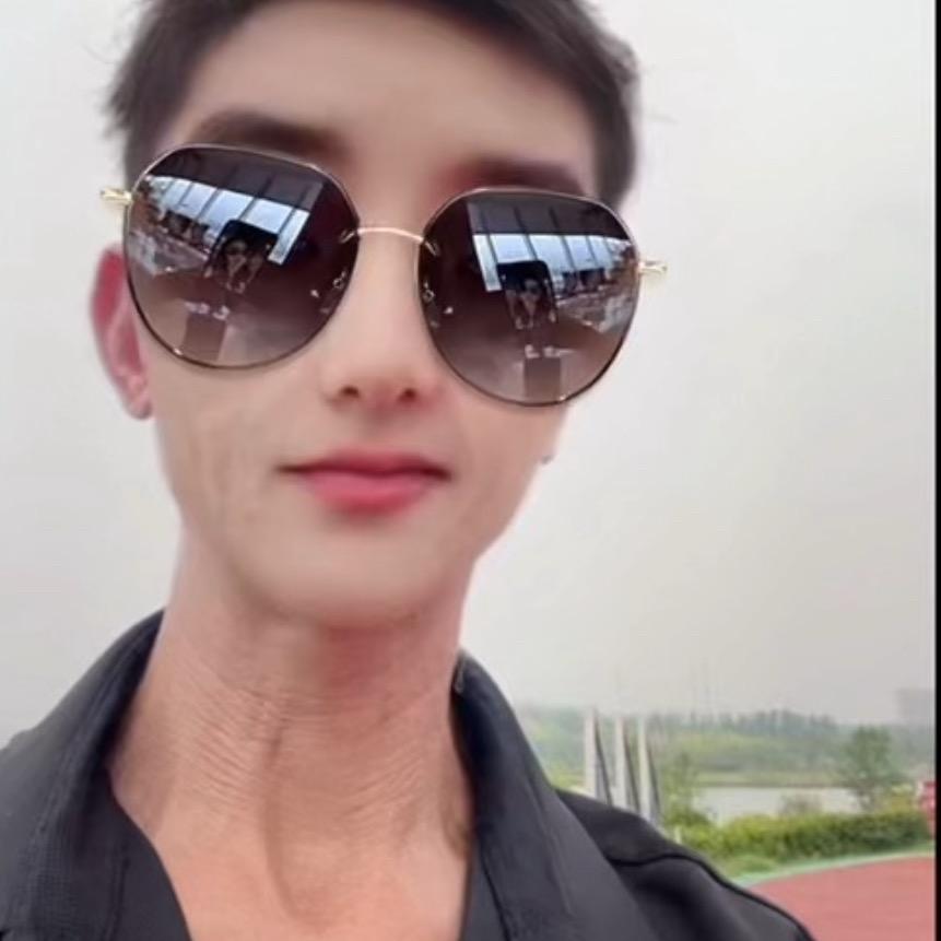 家合万事兴：自由飞翔