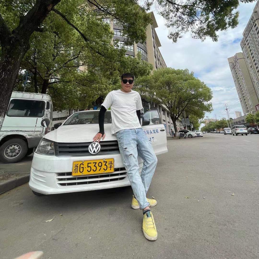 东阳河头驾校蒋教练