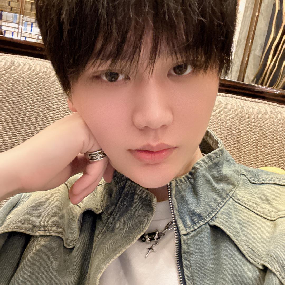 风中一匹狼