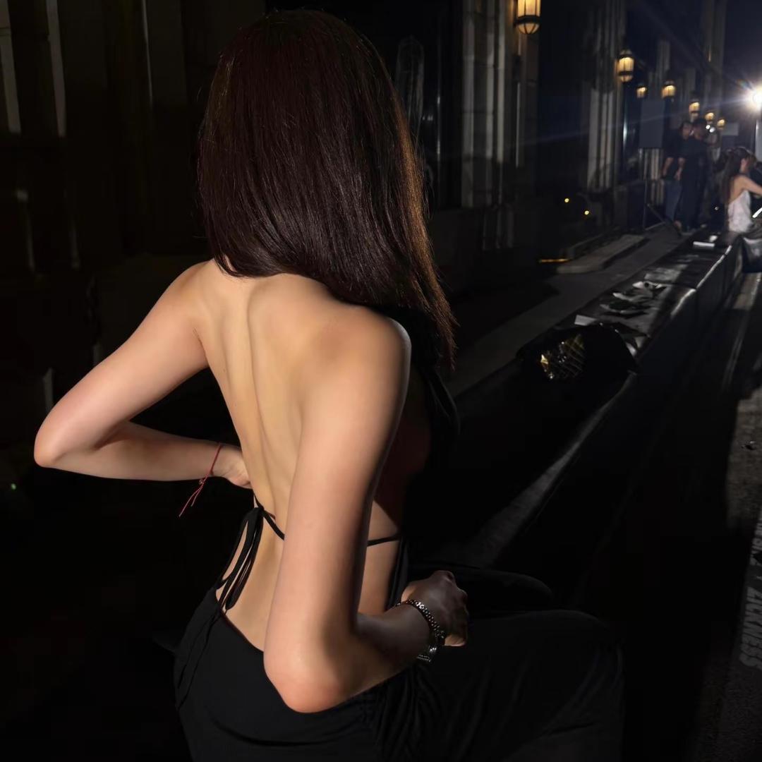 一杯冰冰冰美式