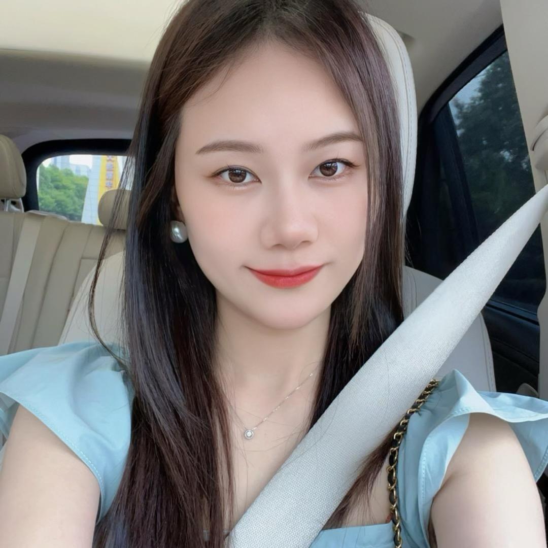 琼姐姐小个子穿搭