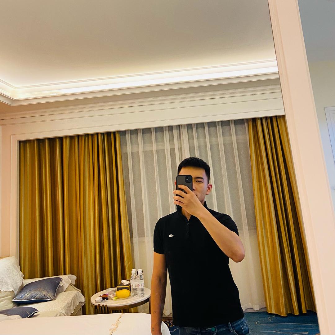 小查🧍‍♂️