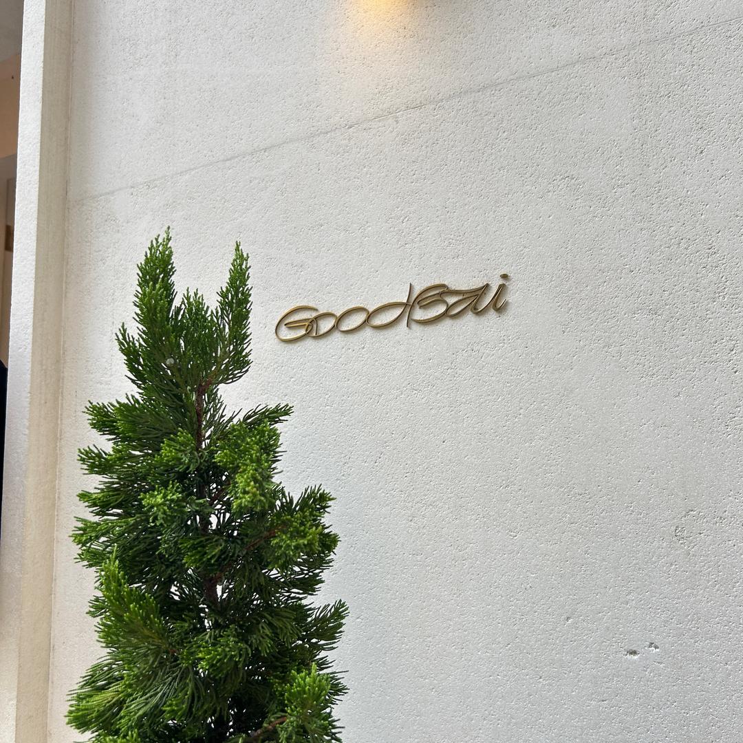 000