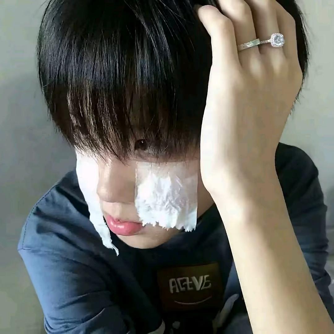不过尔尔．头像