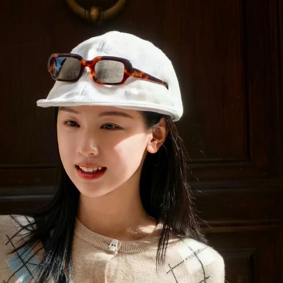 千山殢香