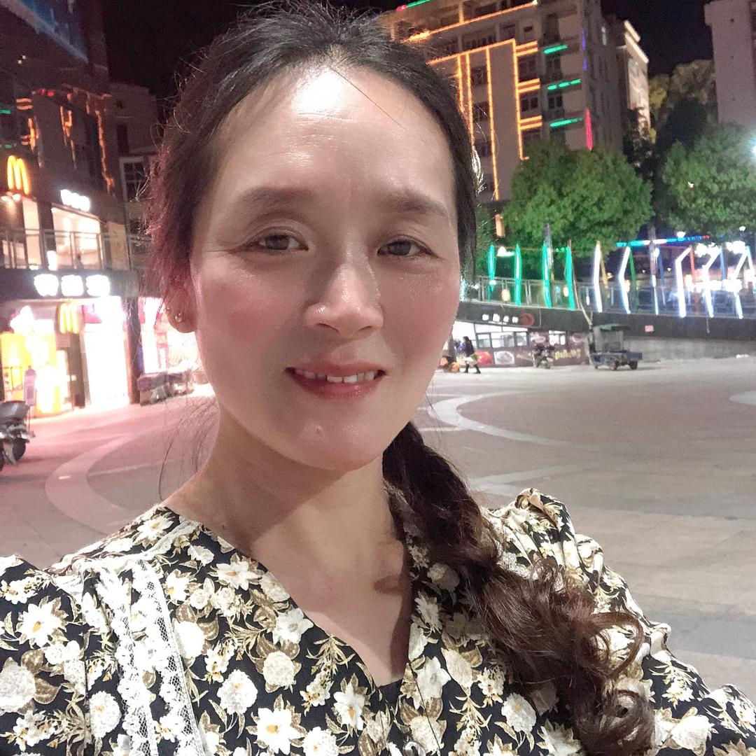 花香惹人爱