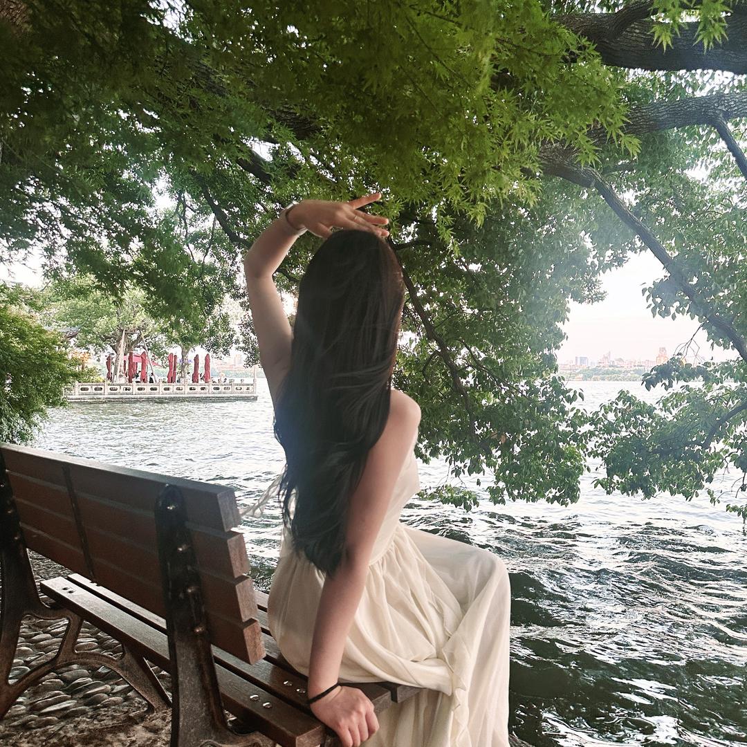 你老了一定很可爱