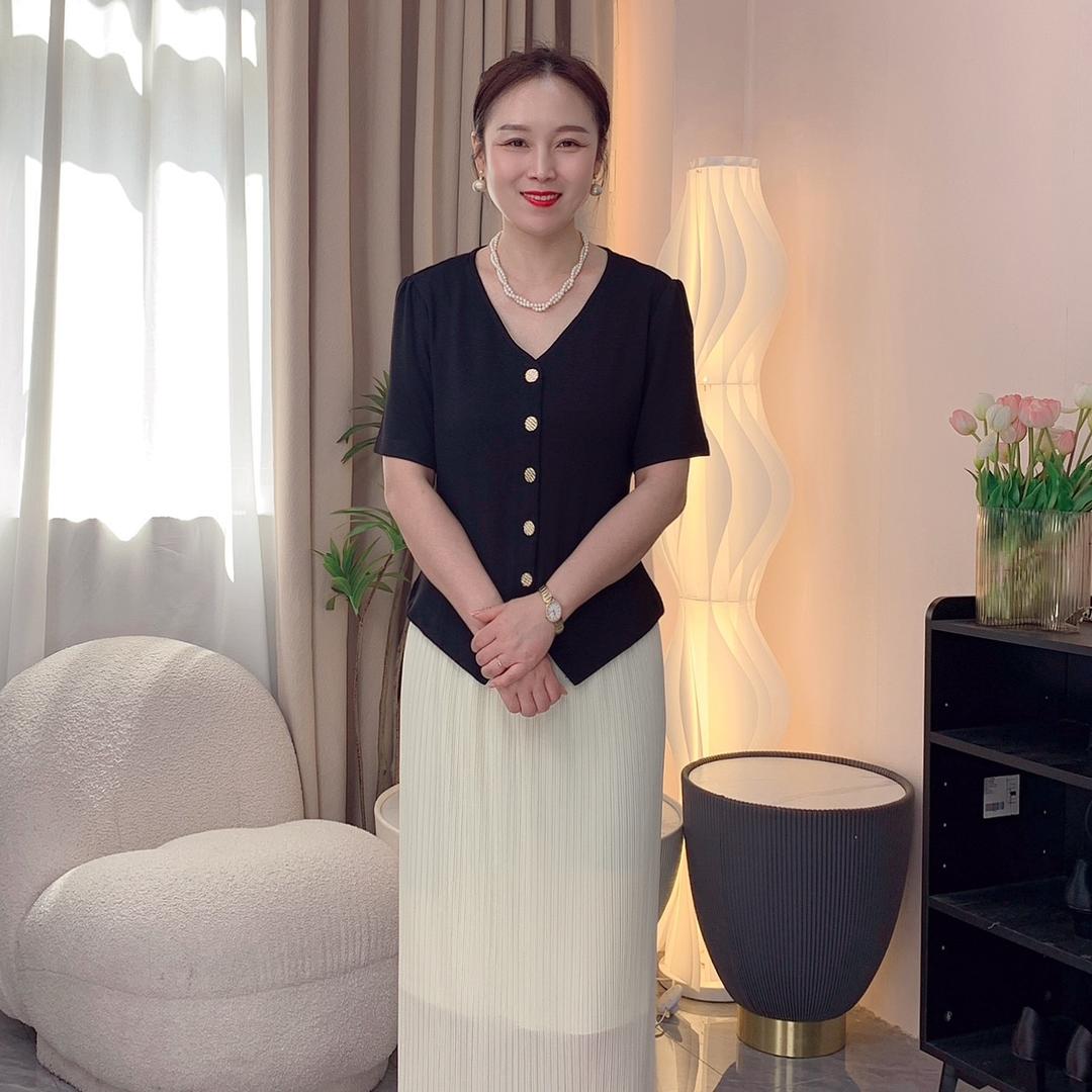 蓓妮义乌文川贸易有限公司专卖店