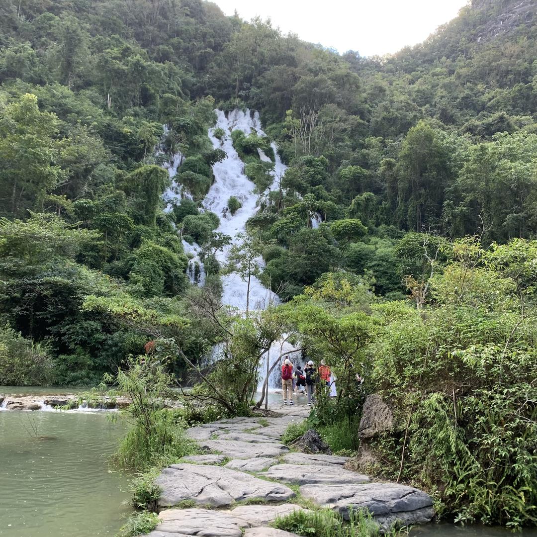 南流江边音乐露营烤吧