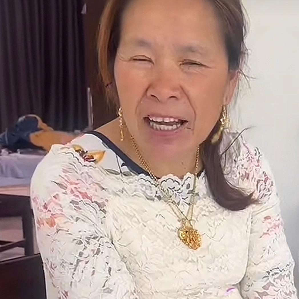 乔恩有个大老婆