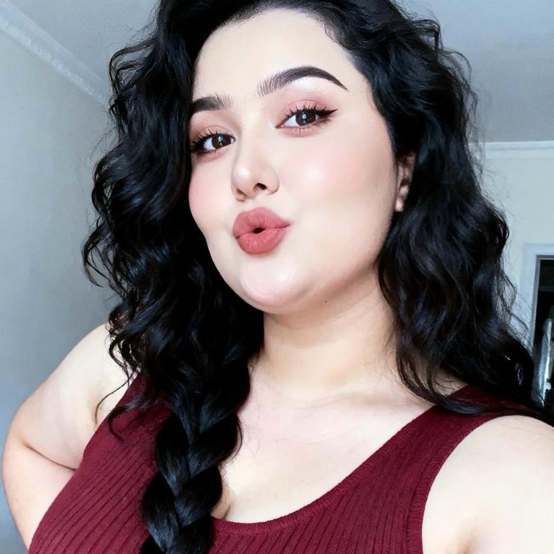 Aynur冰糖大码女装