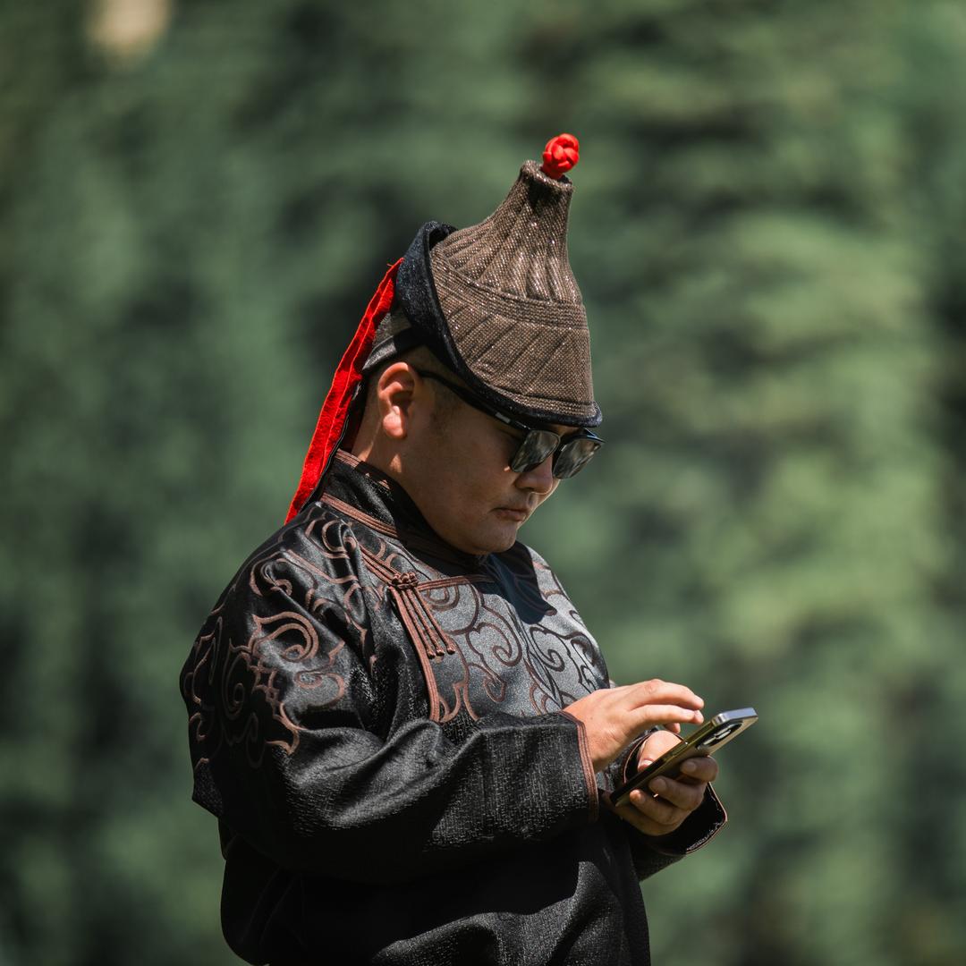 江格尔传承人特鲁木杰
