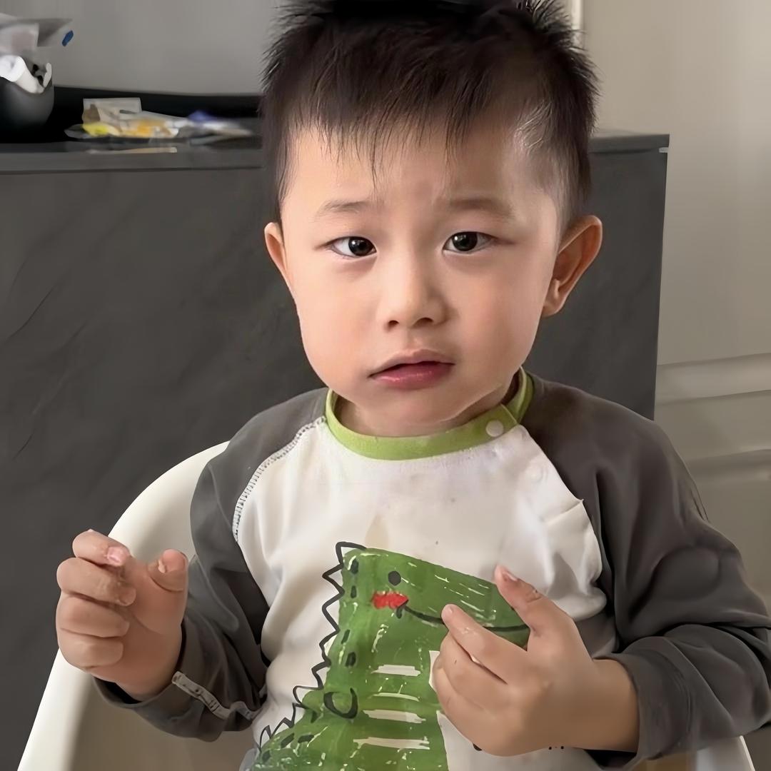 爱笑的草包🦴