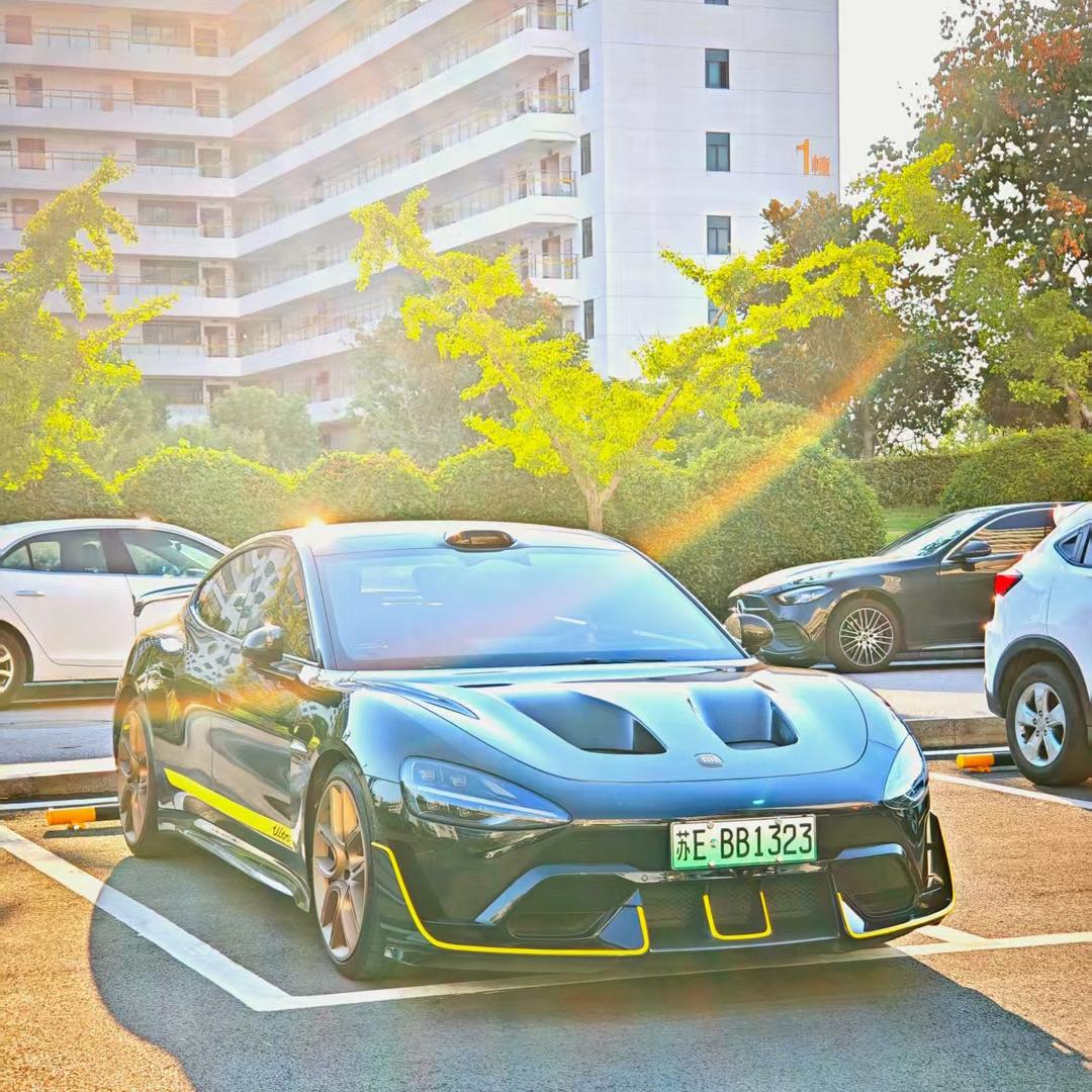 张张张  的   ultra