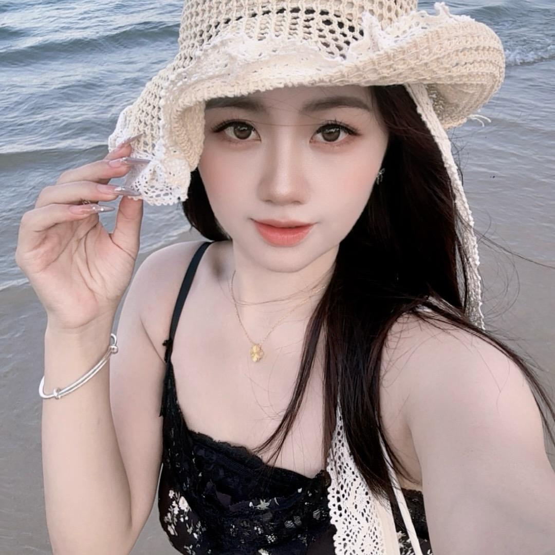 简简（摆摊卖泡爪）