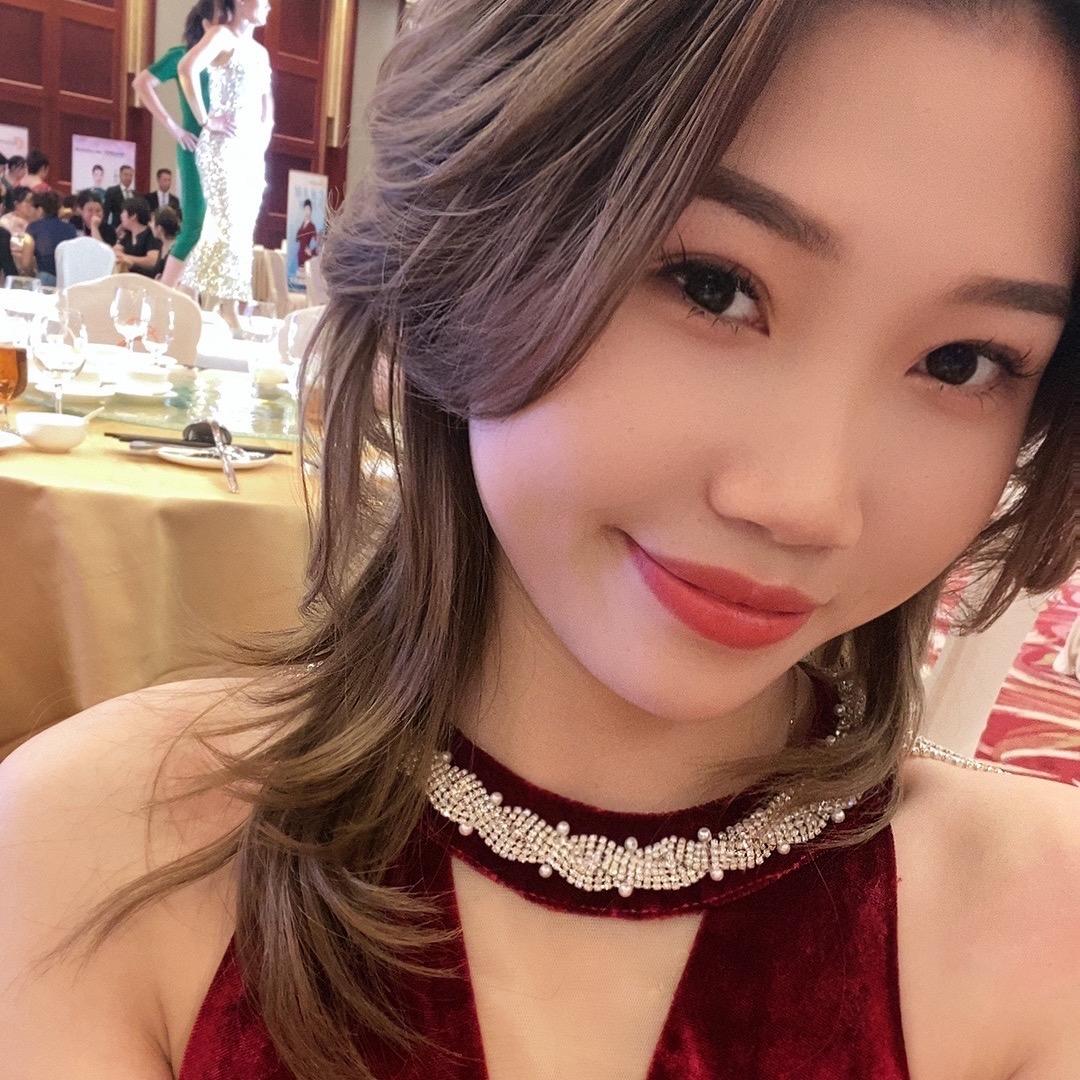 是丝君啦