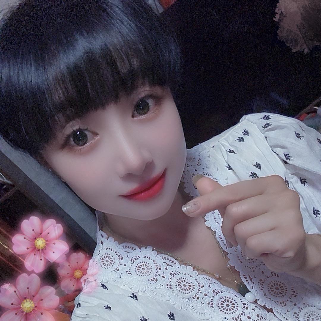 👑大眼睛霞姐姐💞