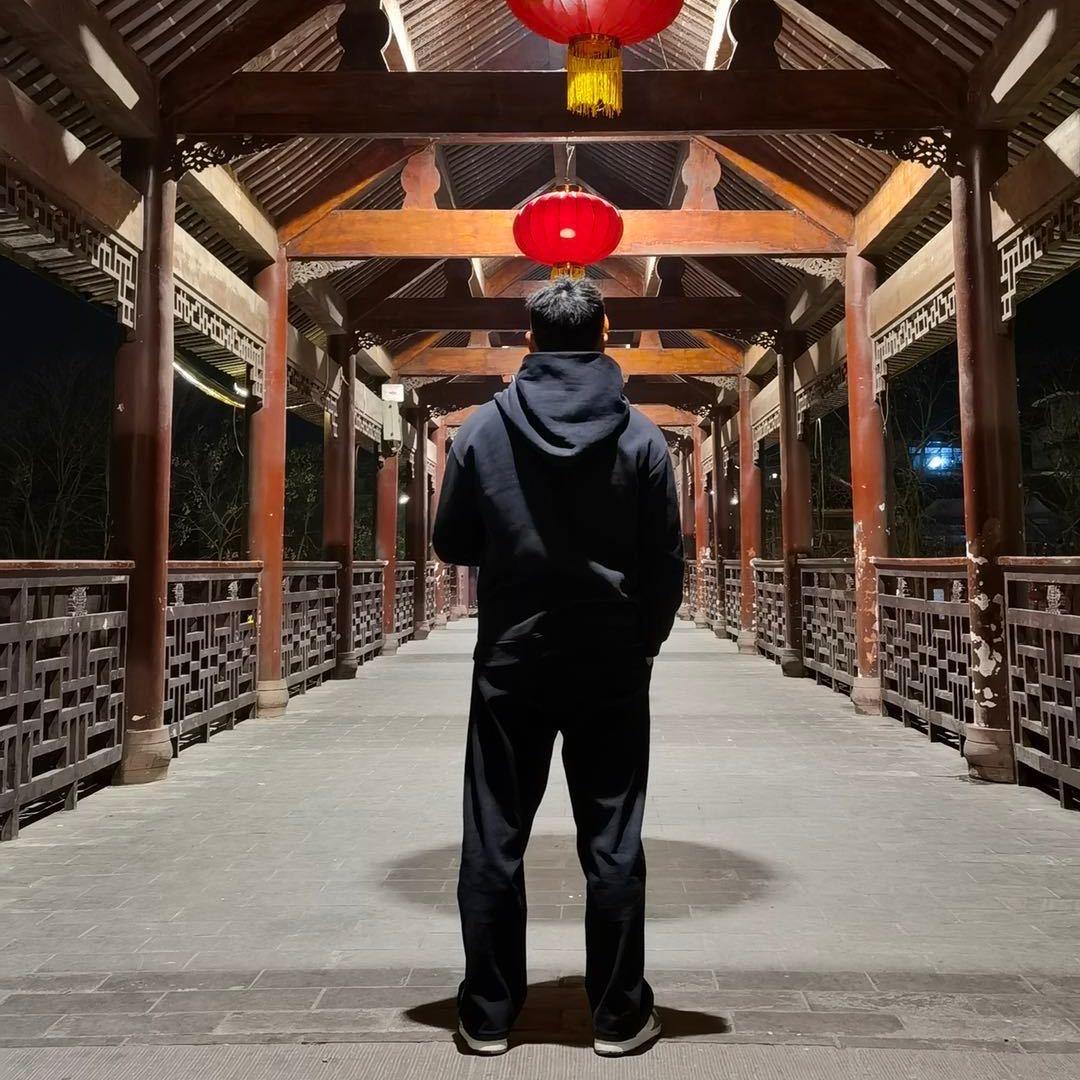 重生之我在崇州当置业顾问🫣