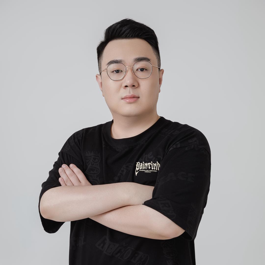 小微笑（小搞笑）LMQ