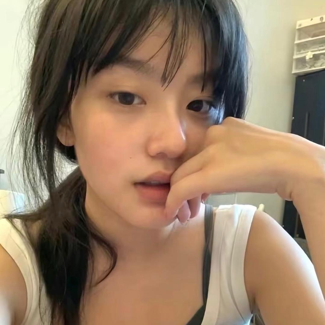 罗舒月