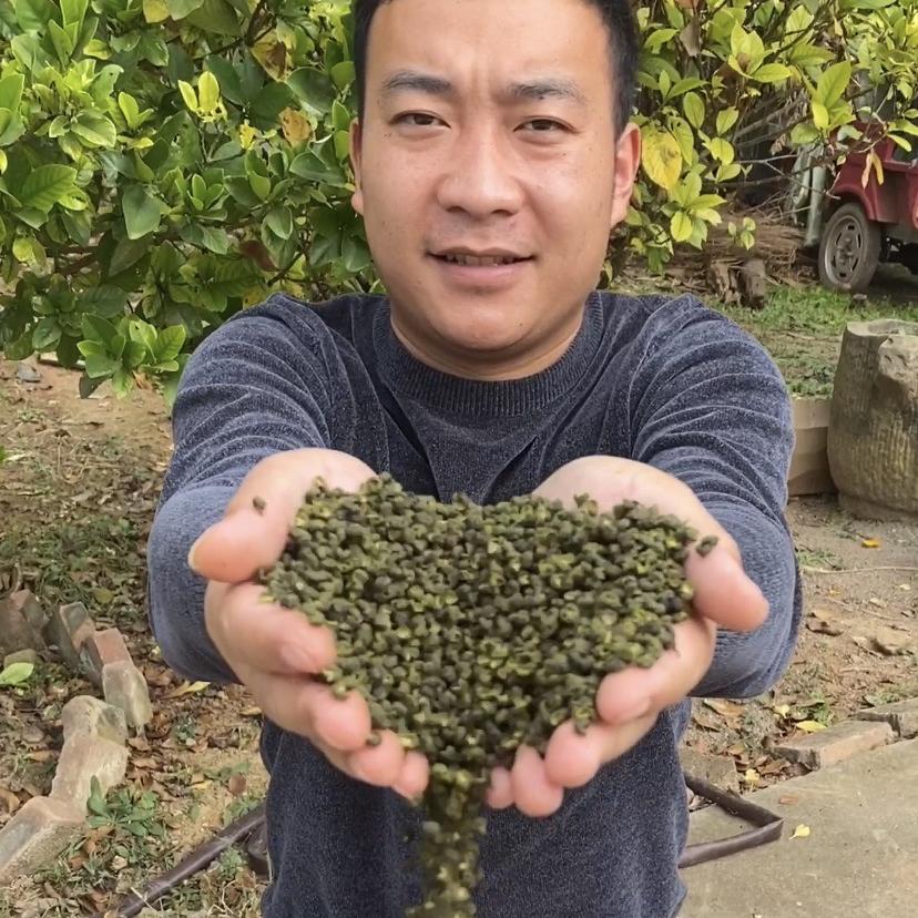 拾川乡播兴调味品专卖店