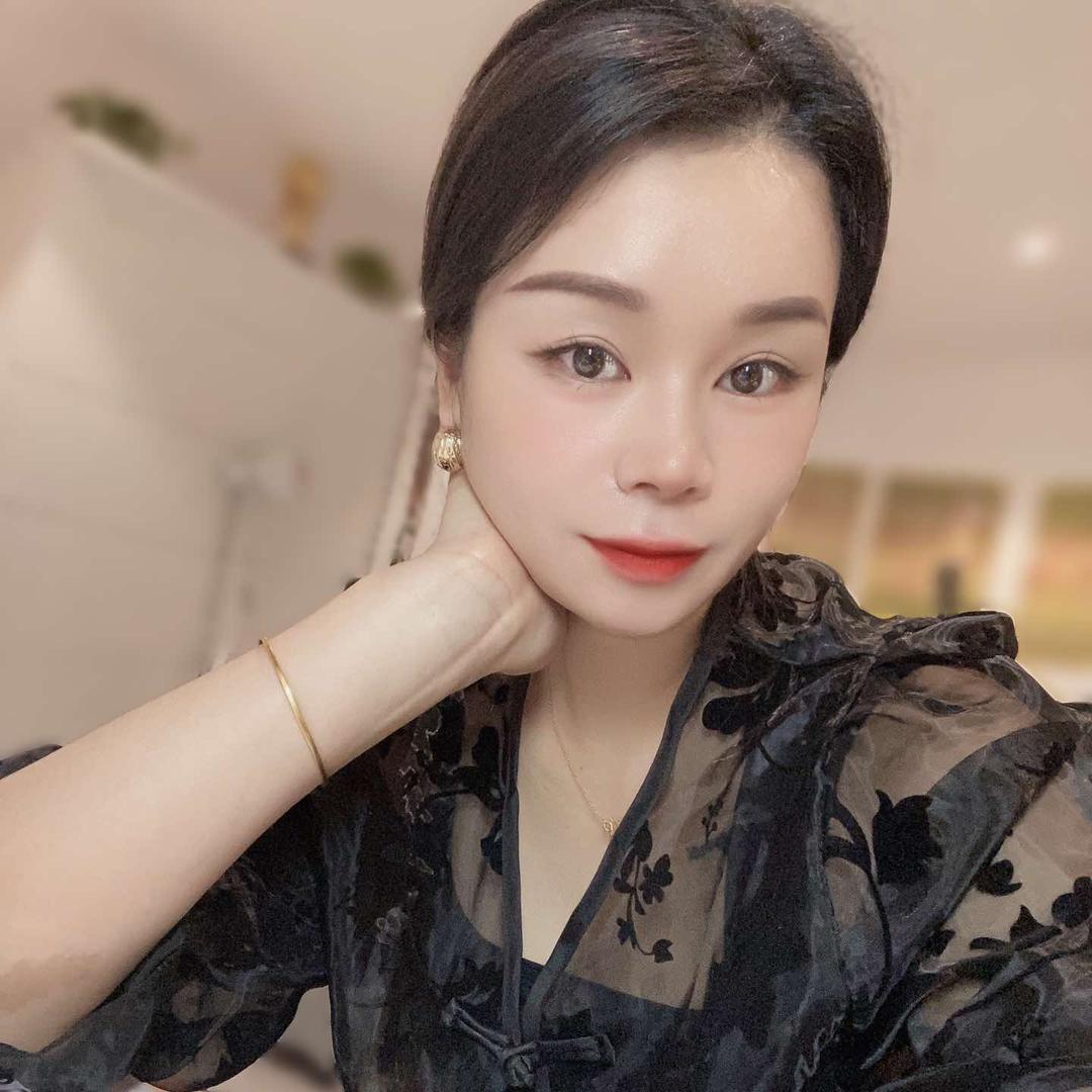 在成都的梅儿