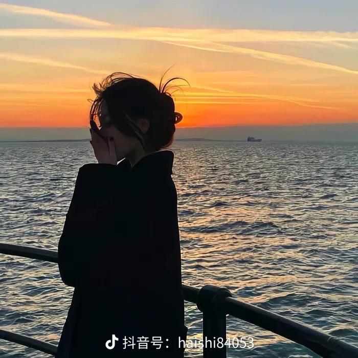 晴晴晴子(关注我必回关你)