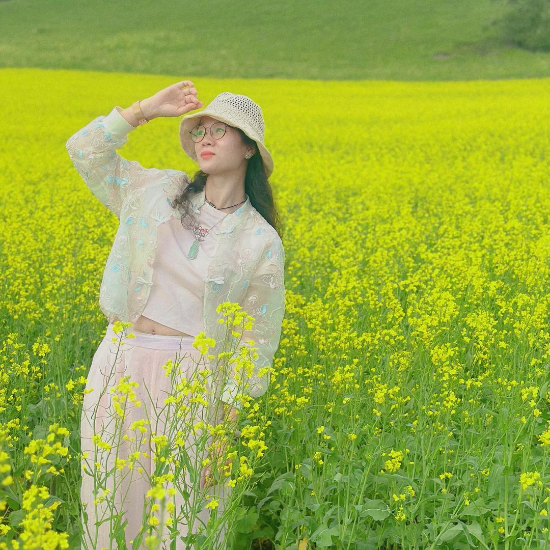 英德市水晶宫原创饰品店