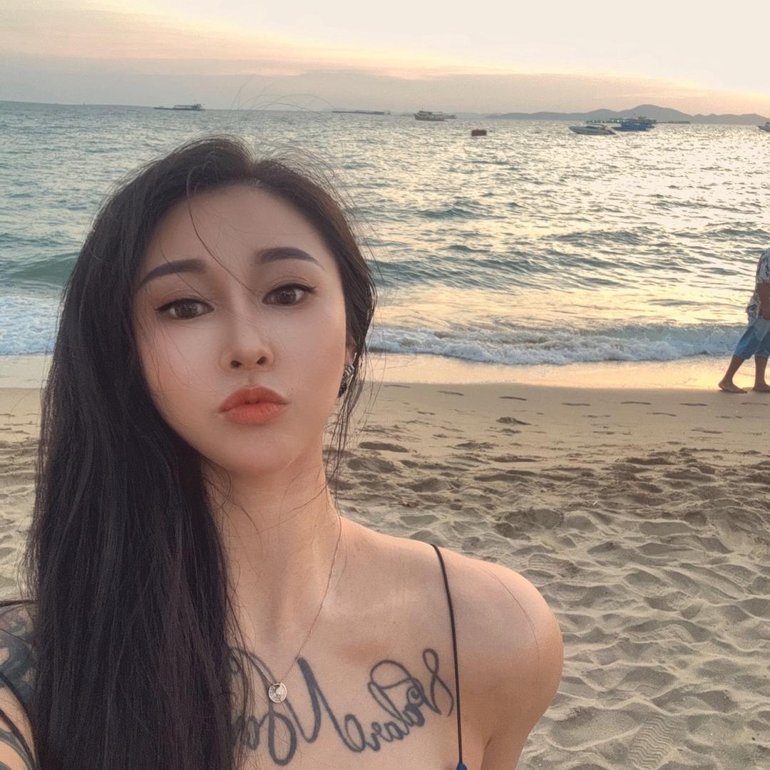 小黎吃饱le🌈