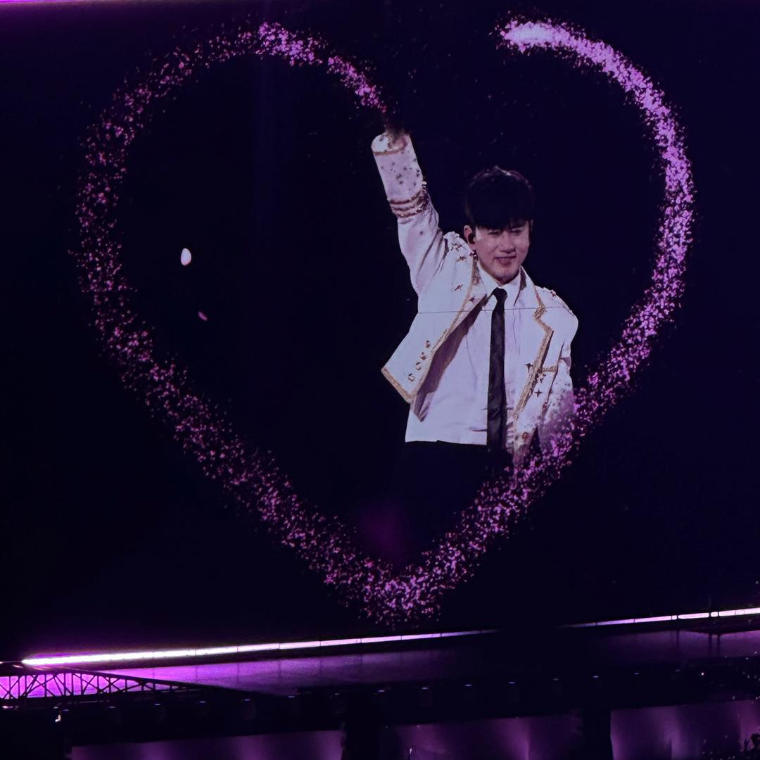 喜欢晒太阳の小黑妹