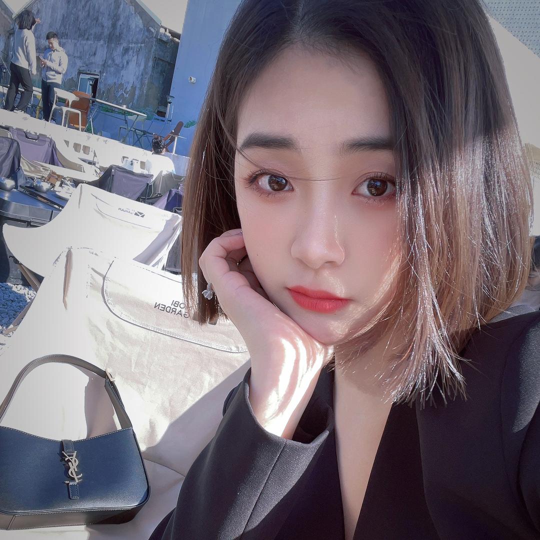 水贝囍莱福珠宝-华华