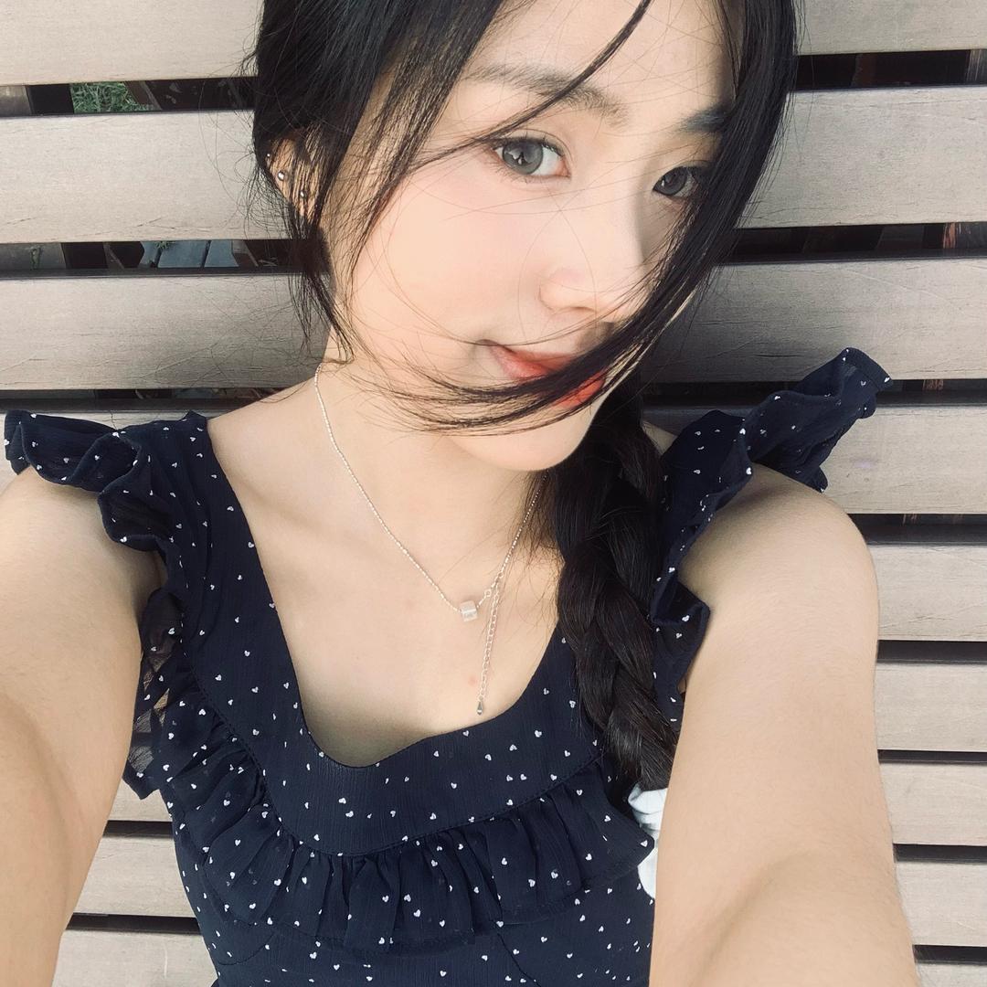 一个无聊的人