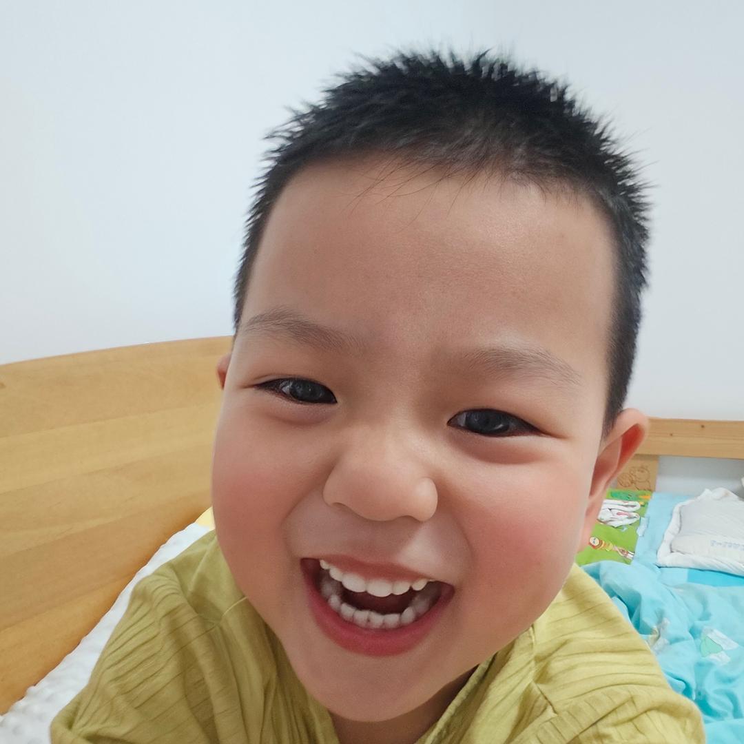 小李爱吃