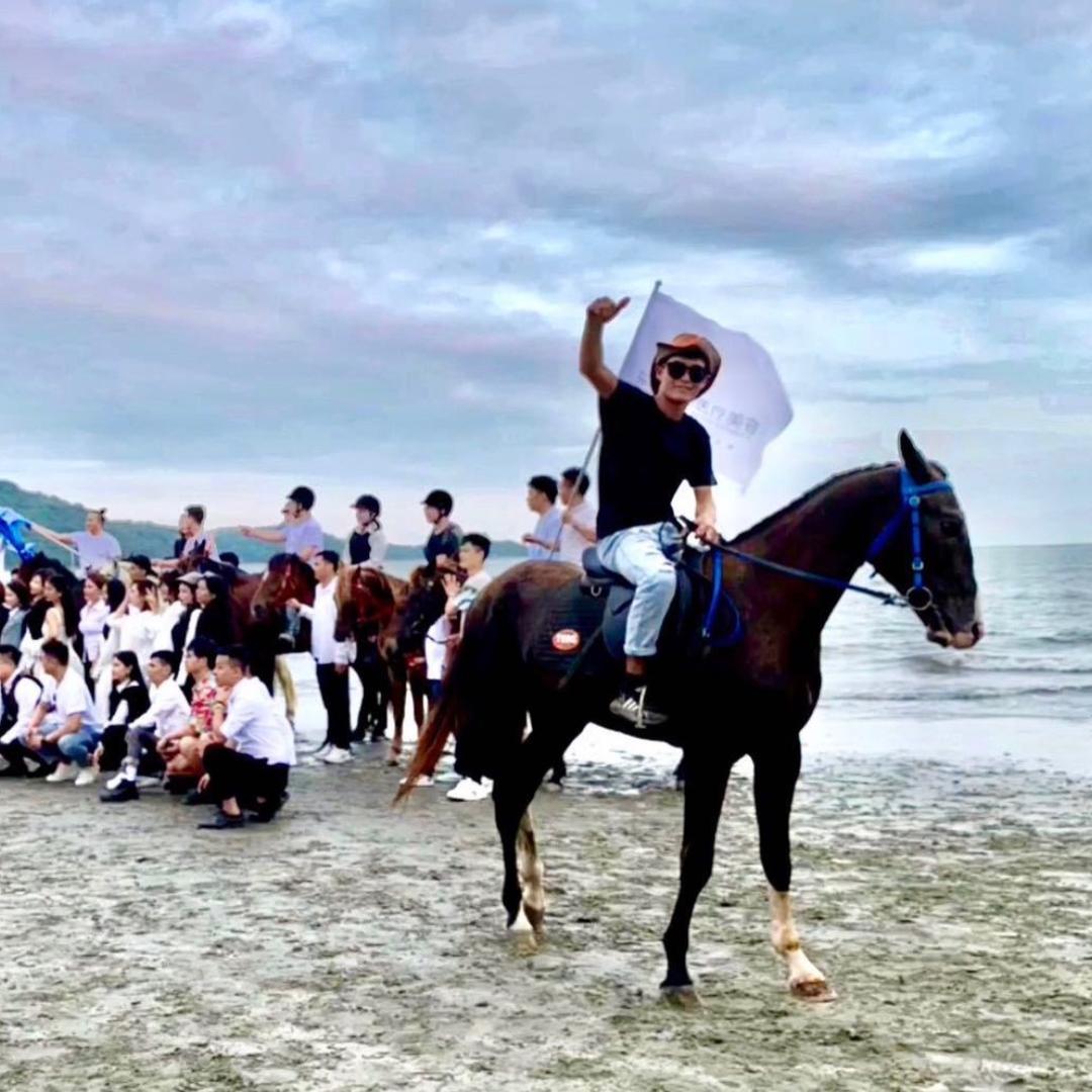 小烈马🐎小可