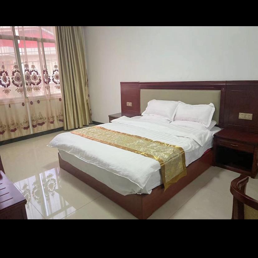 井冈山市龙市镇鸿运楼民宿